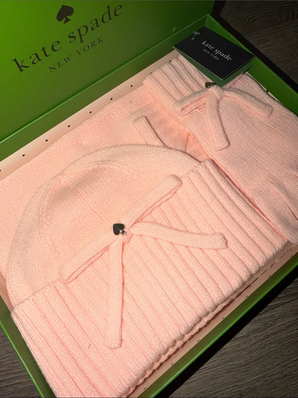 kate spade blush pink bow knit hat and gloves set
